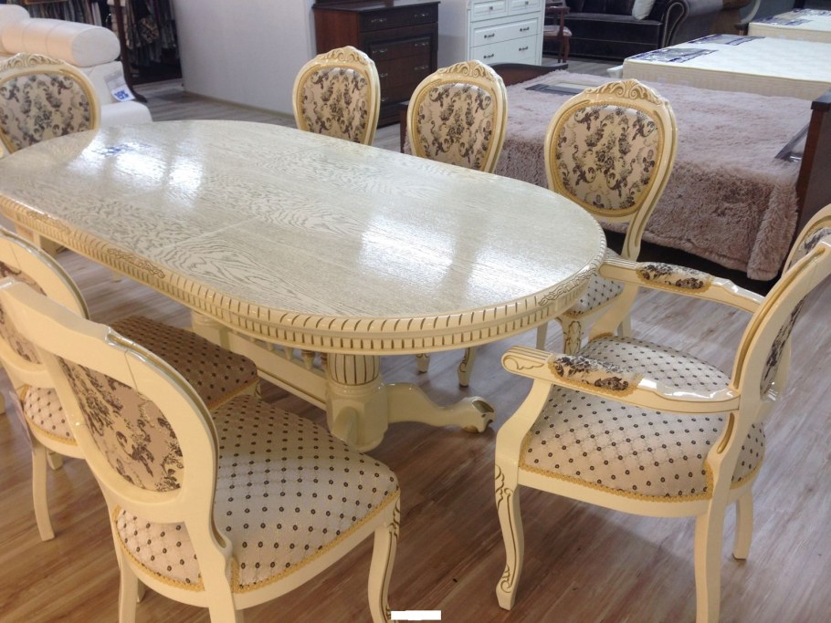 Стол Азия слоновая кость патина золото