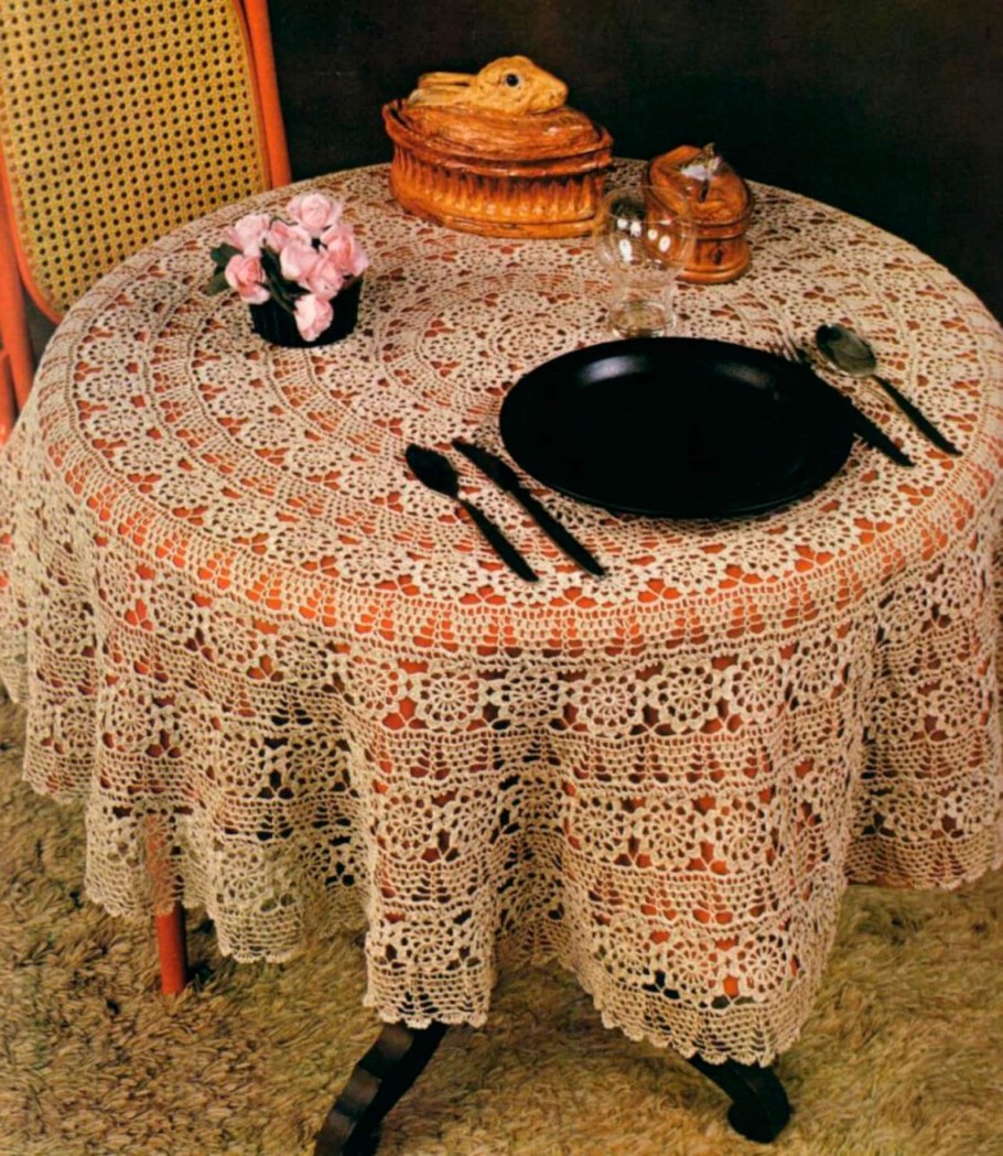 Вязаные скатерти