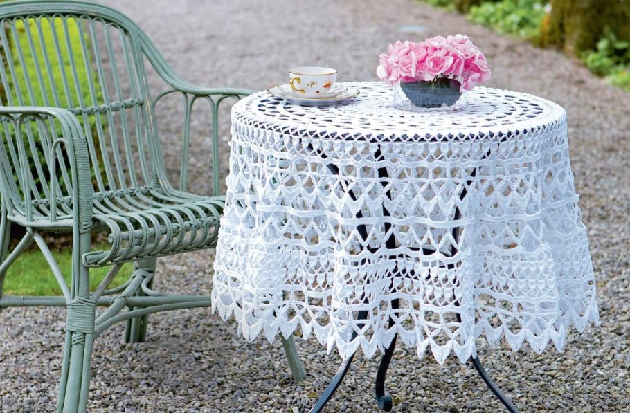 Овальная скатерть крючком