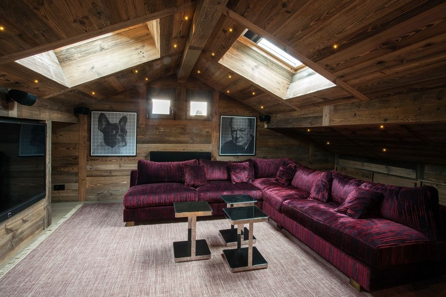 Гараж в стиле Шале