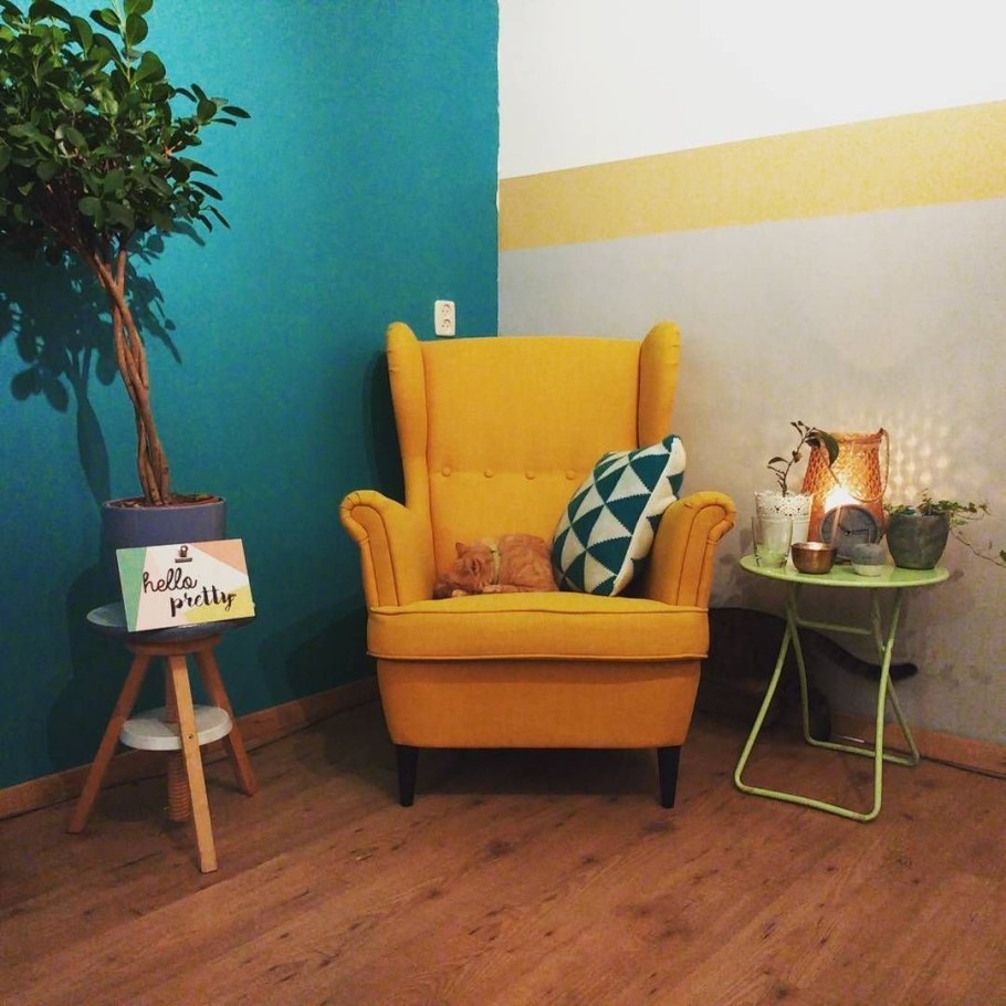 Кресло СТРАНДМОН горчичное икеа