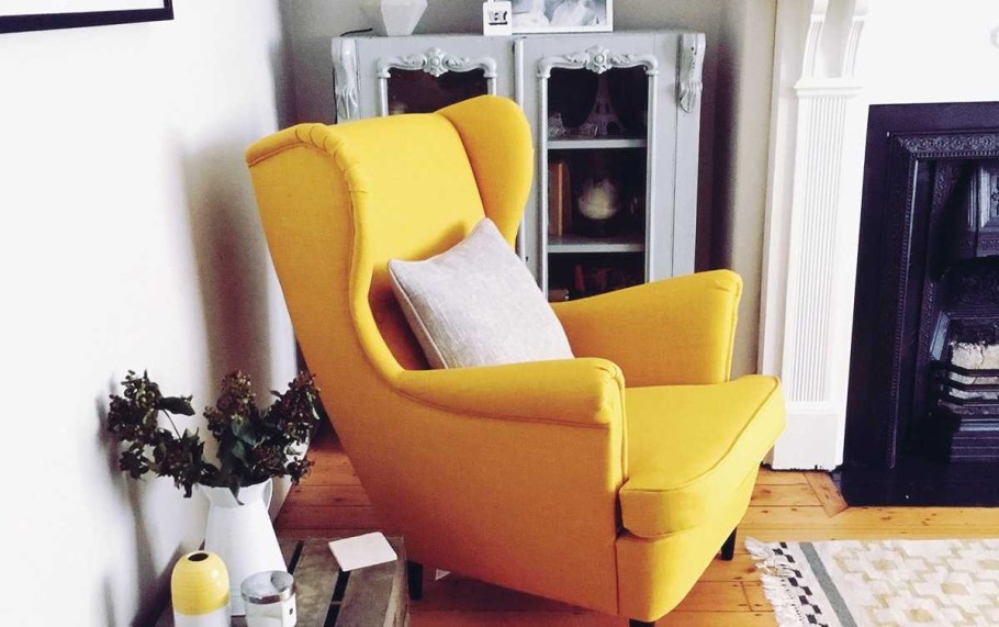 Желтое кресло икеа СТРАНДМОН