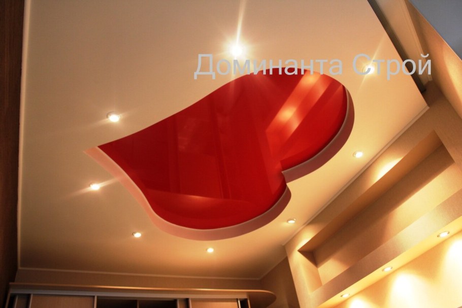 Натяжные потолки в виде сердца
