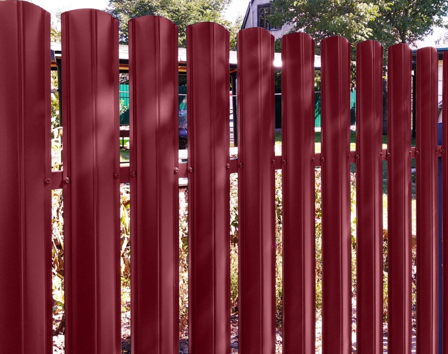 Евроштакетник RAL 3005