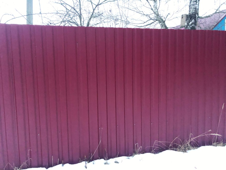 Вишнёвый профлист для забора 0.35 мм