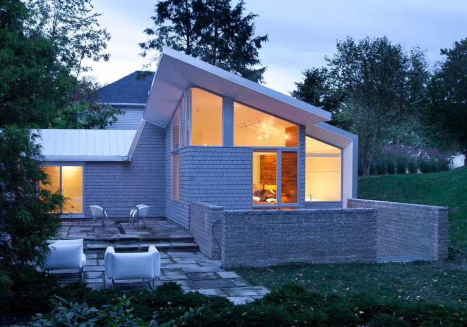 Маленький современный дом