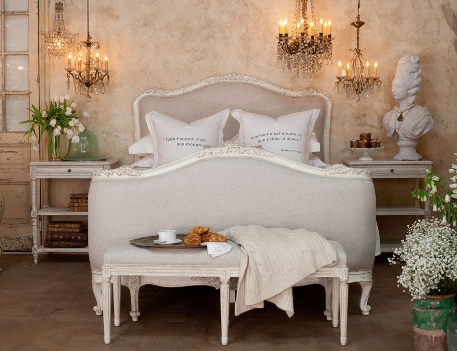 Изголовья кровати во французском стиле