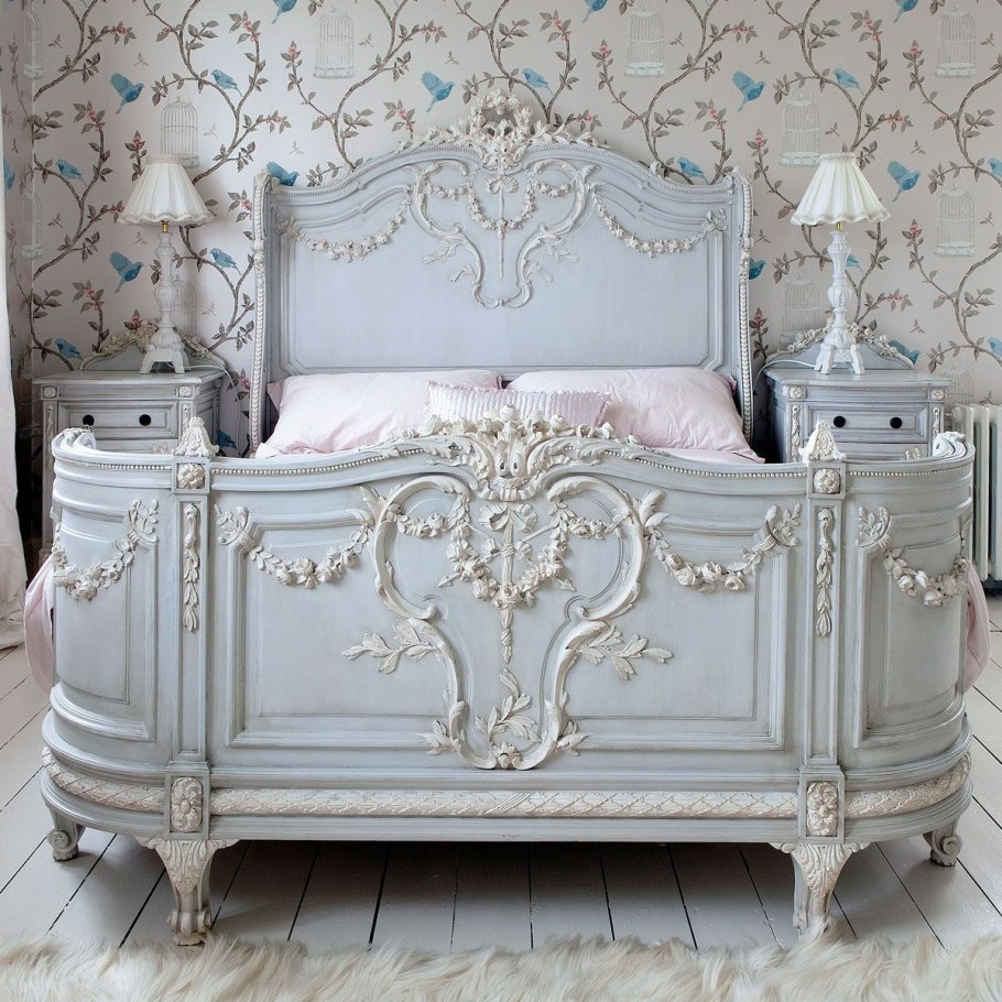 Кровать в стиле шебби Шик