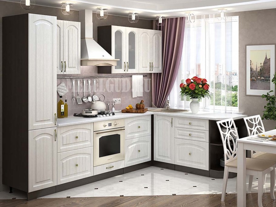 Кухня Верона ясень золото Сурская