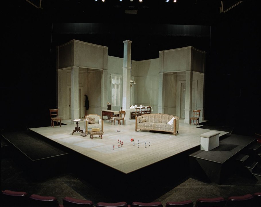 Ирэна Ярутис Сценография