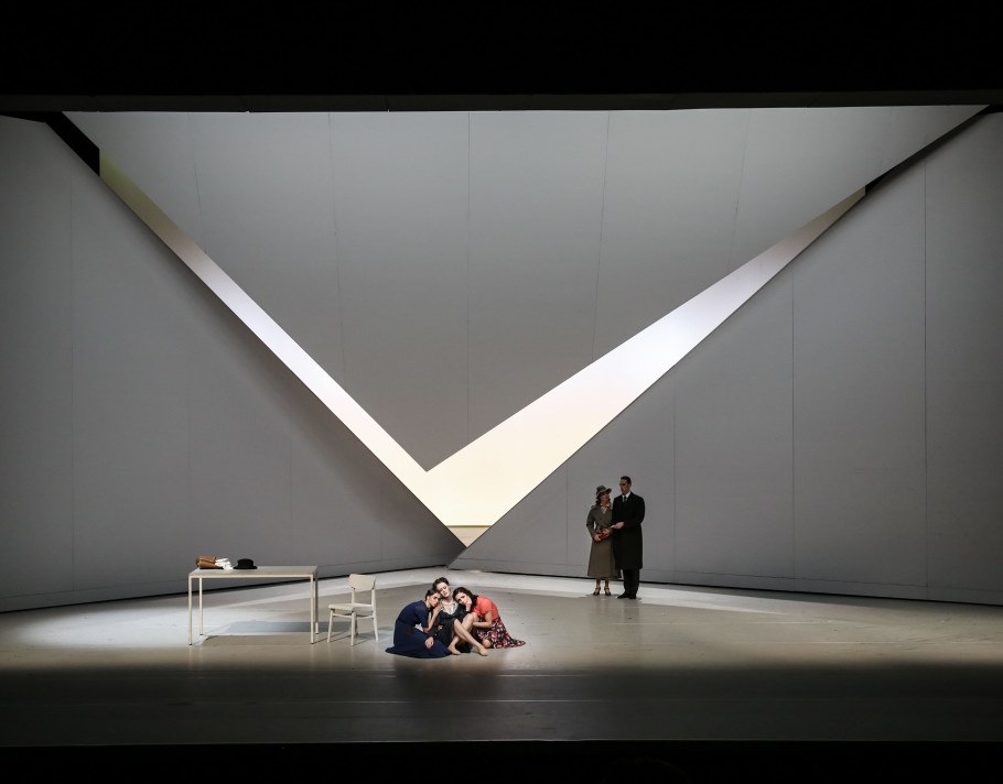 Театр Минимализм