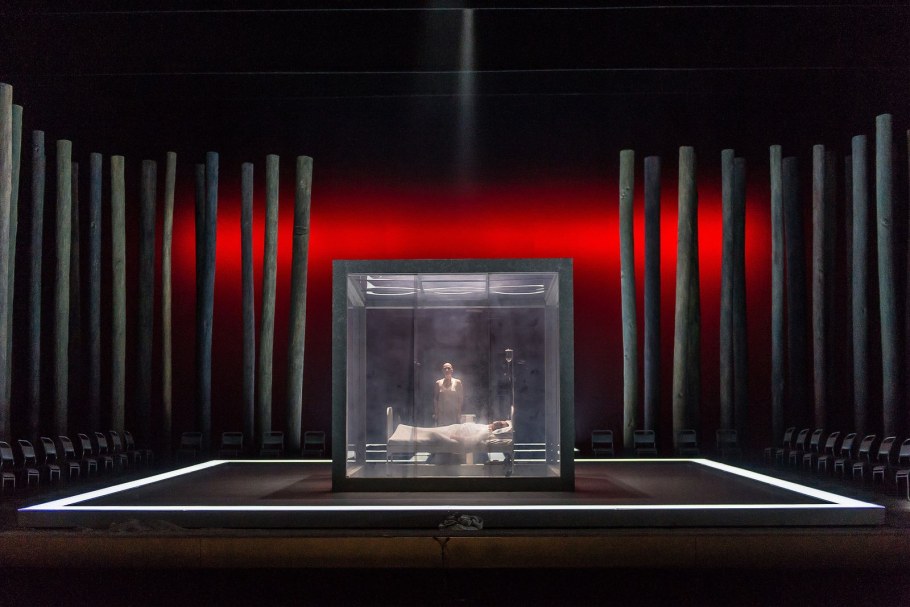 Сценография оперы Фреда