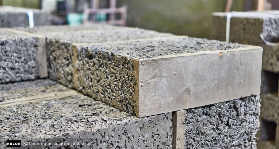 Арболитовые блоки 2400