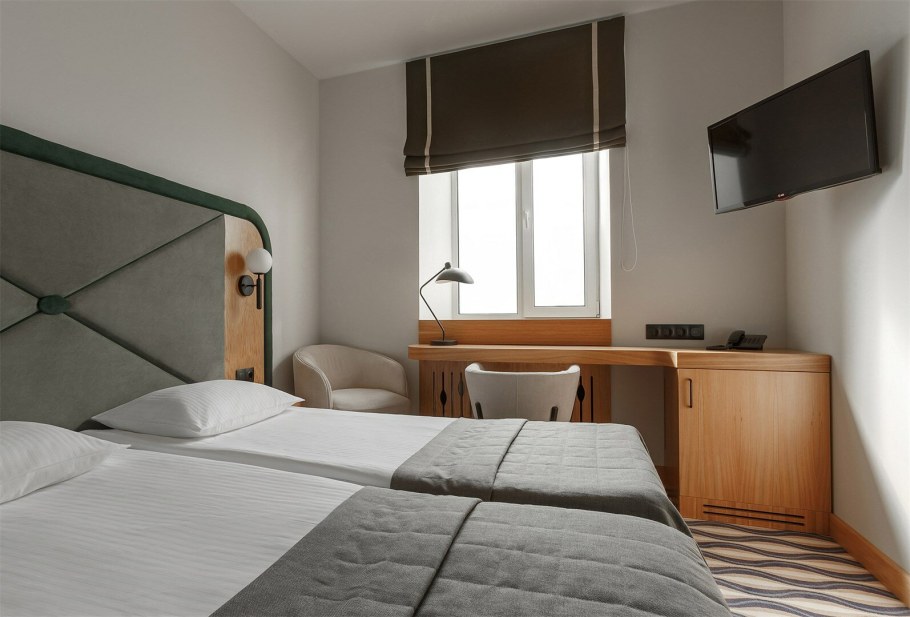 Гостиница Владимир большая Московская 74