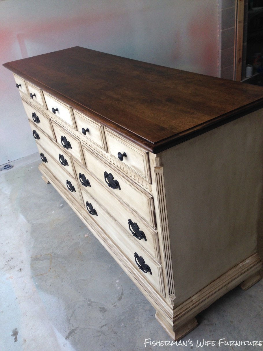 Реставрация комода