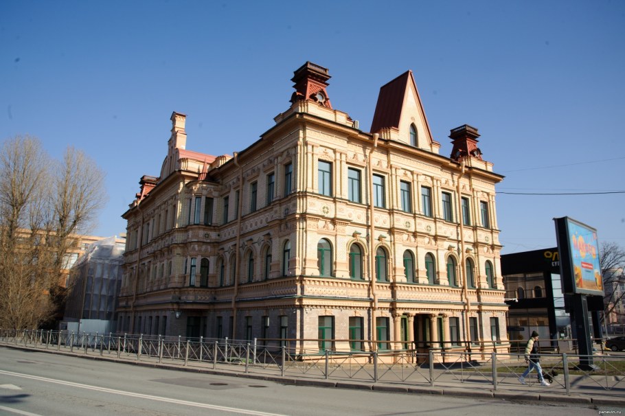 Доходный дом Колобовых в СПБ