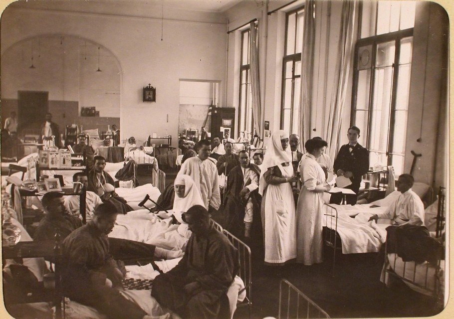 Николаевский госпиталь в Санкт-Петербурге 20 век