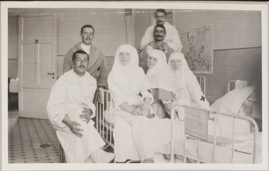 Царская семья и Елизавета Федоровна