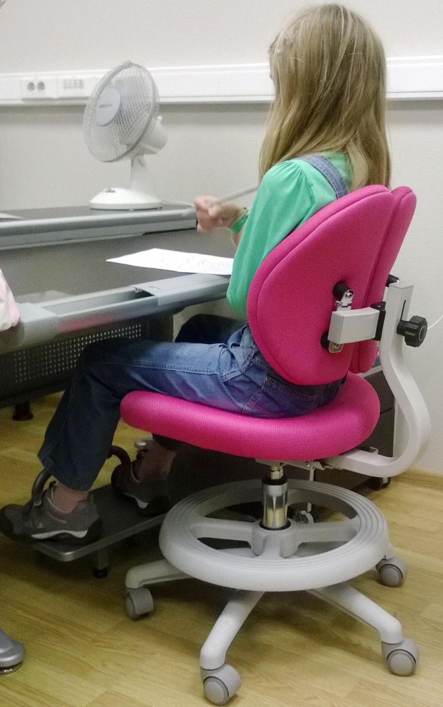 Кресло для школьника