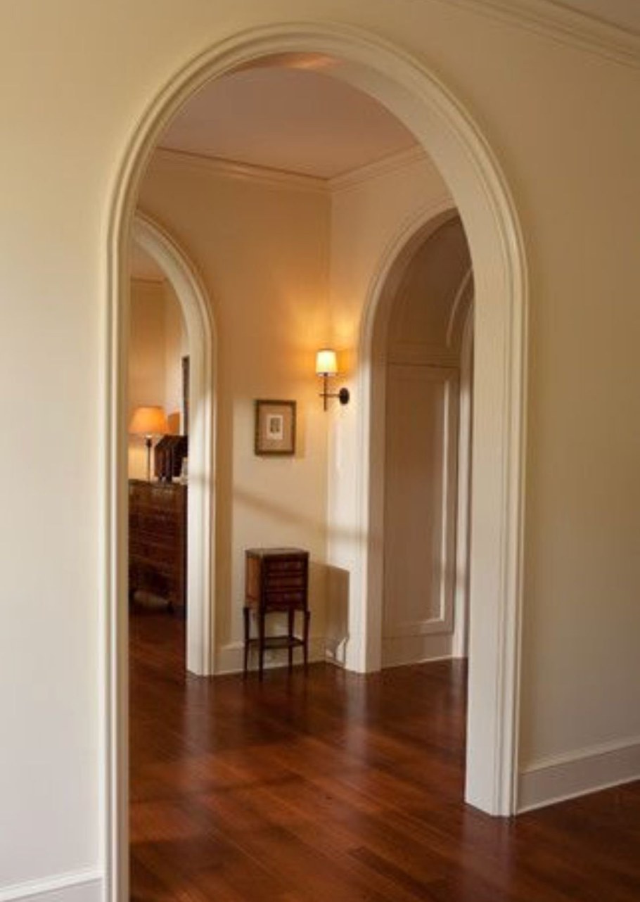 Межкомнатный дверной проем