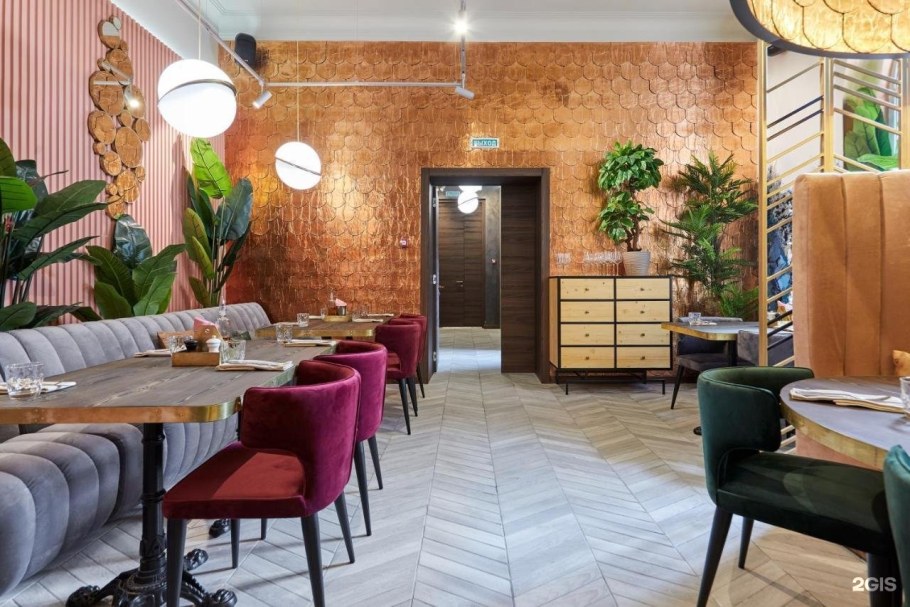 Брянск гостиница Центральная. Парикмахерская