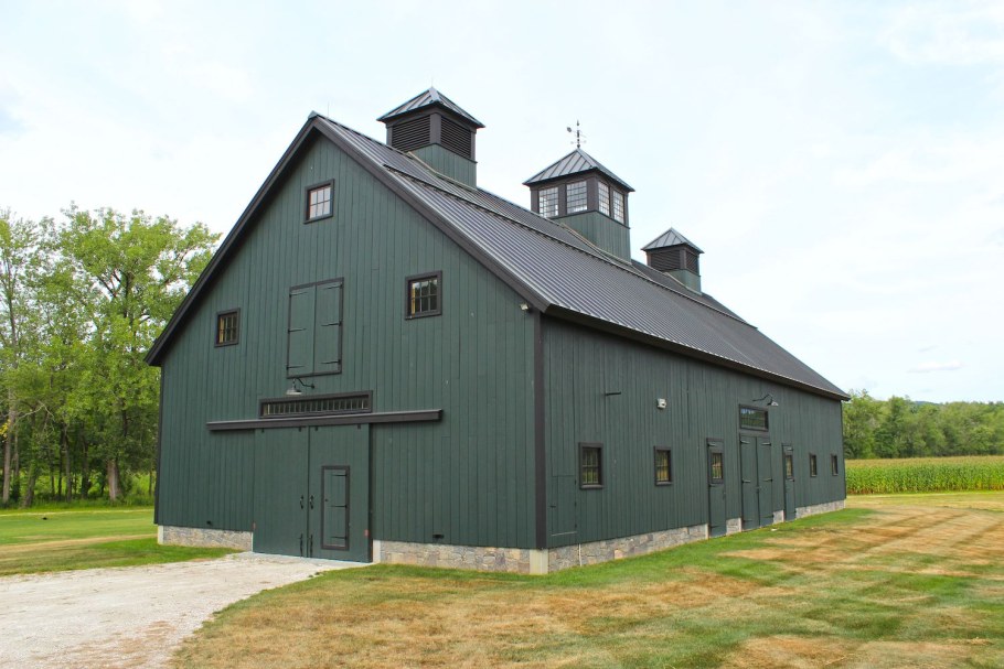 Барн Битчер Барн