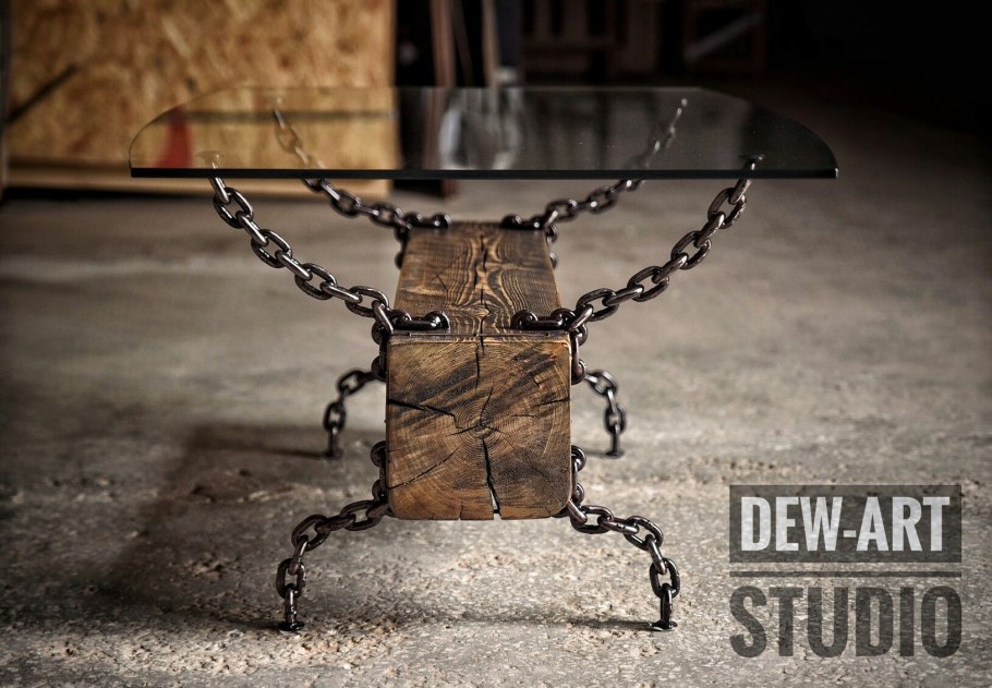 Столик на цепях