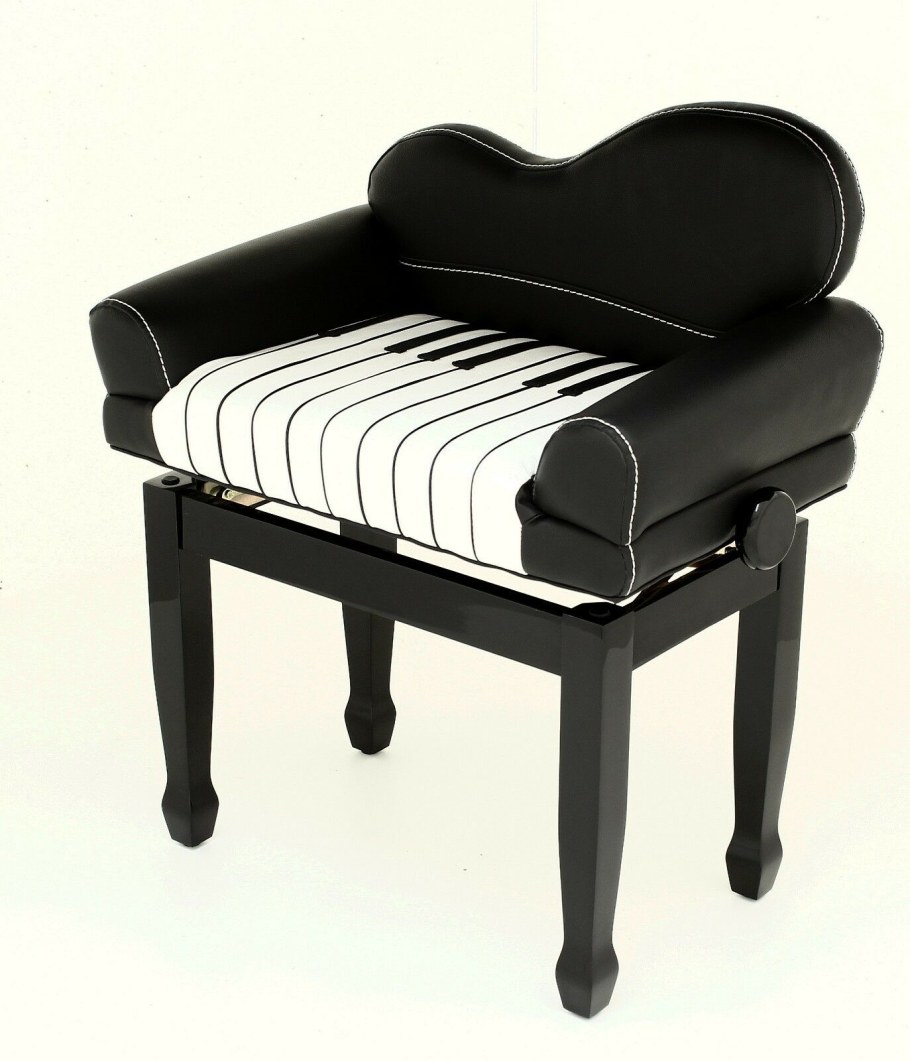 Музыкальные стулья