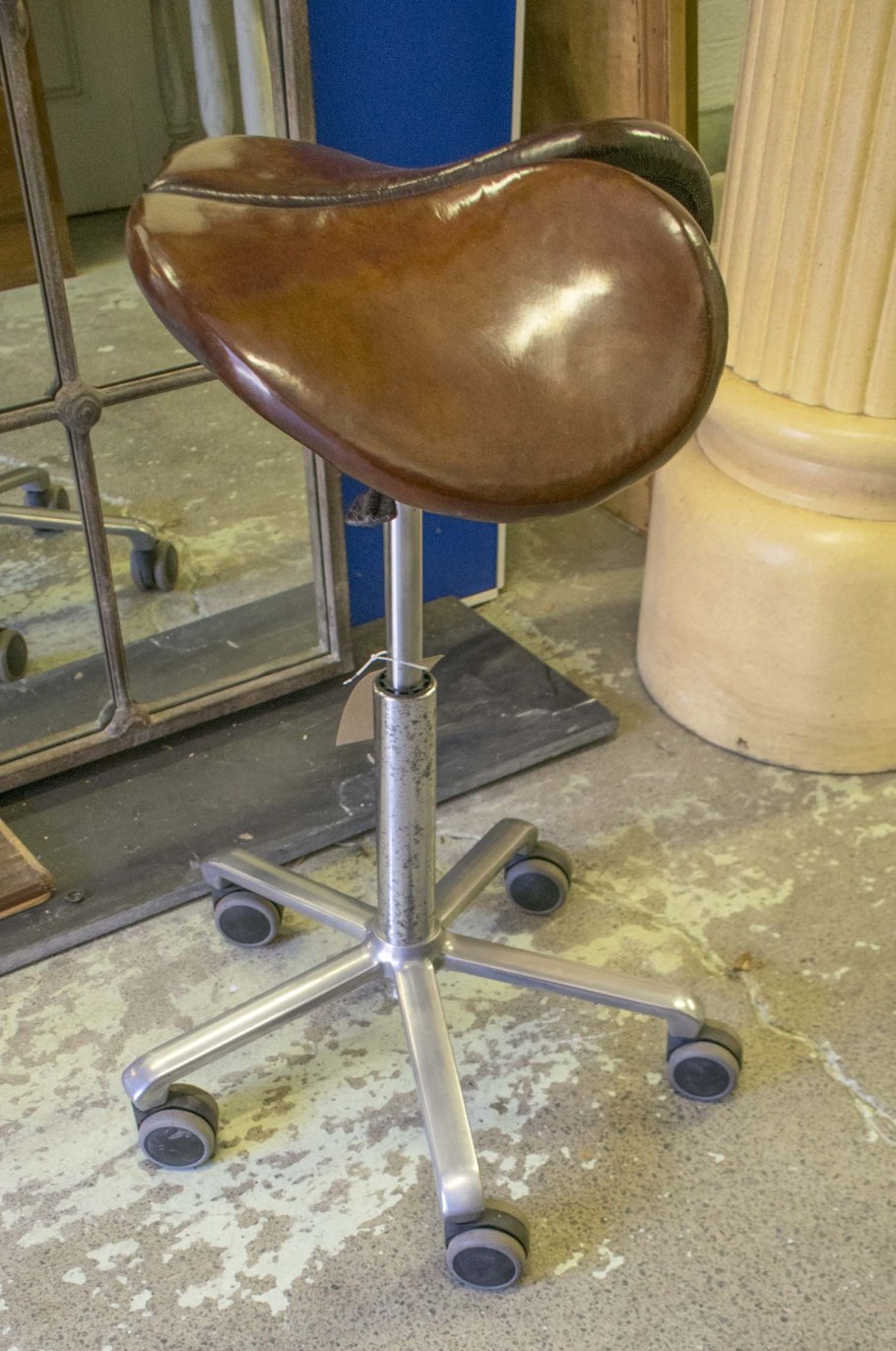 Speed Saddle Pearl стул