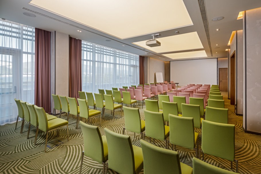 Хилтон Гарден ИНН Новороссийск конференц залы