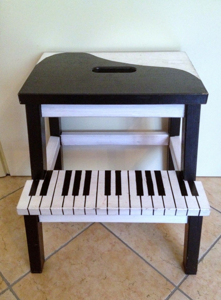 Перекраска икеевской табуретки