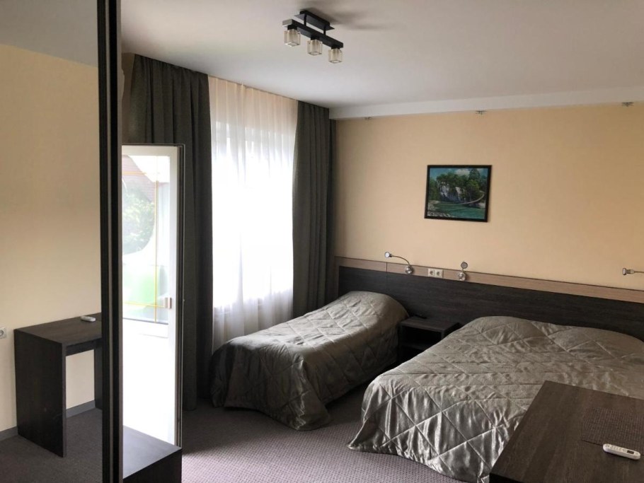 Гостиница Лаверна в Адлере