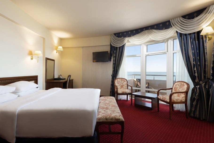 Лазурь Бич отель Сочи