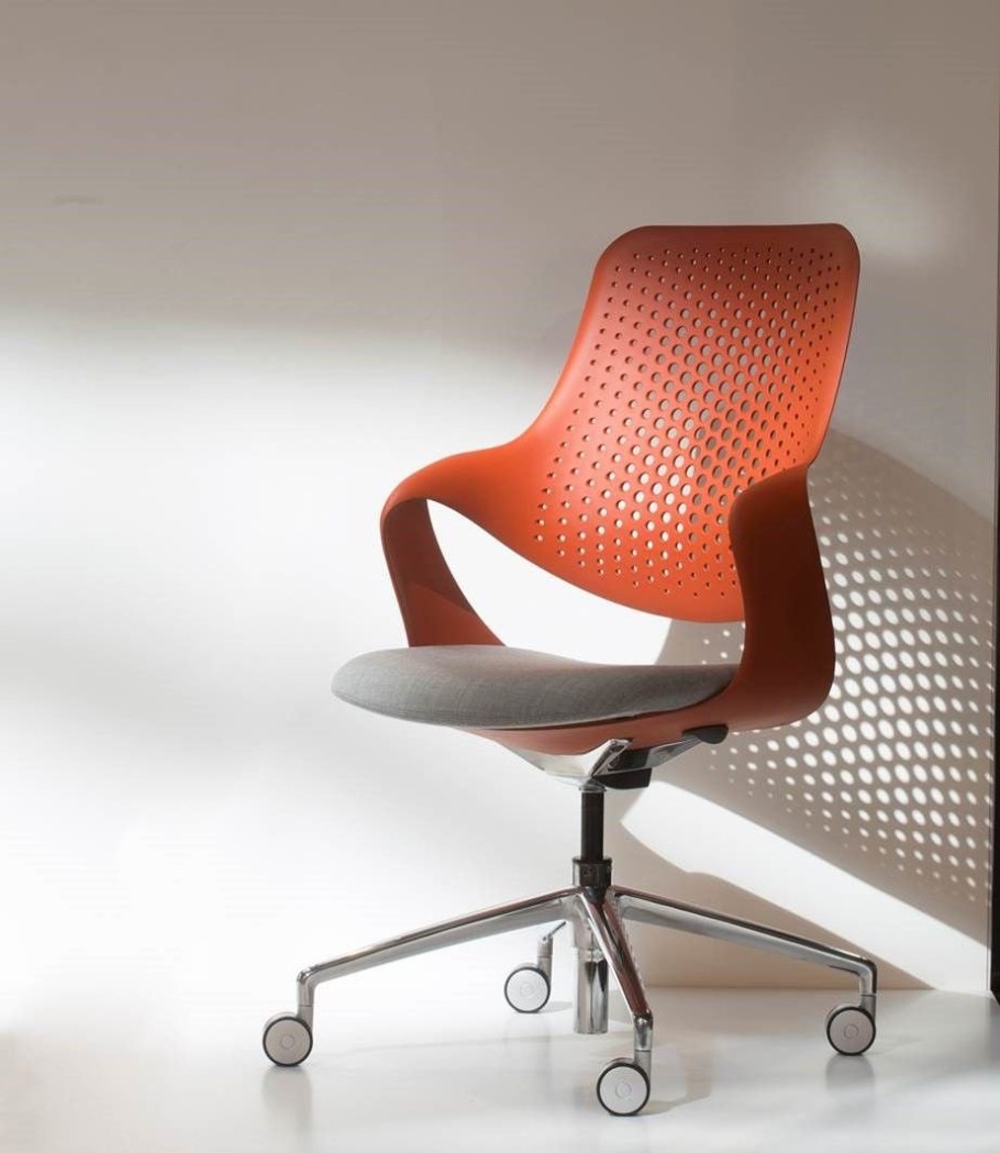 Дизайнерские офисные кресла