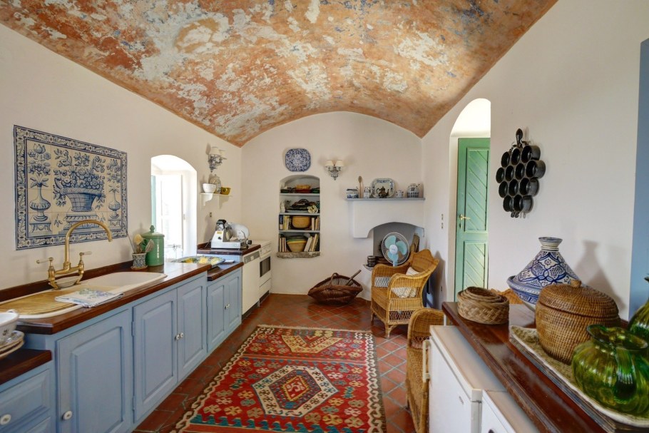 Греческий дом внутри