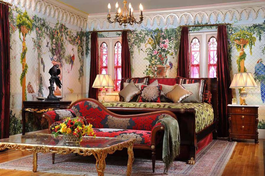 Гостиная на вилле Джанни Версаче в Майами