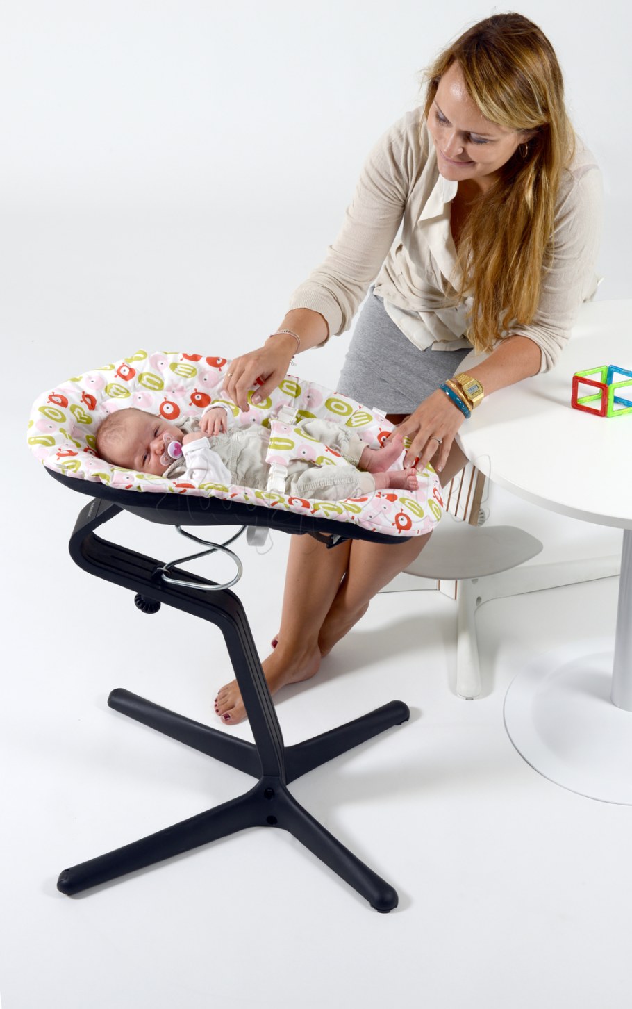 Evomove Nomi стульчик