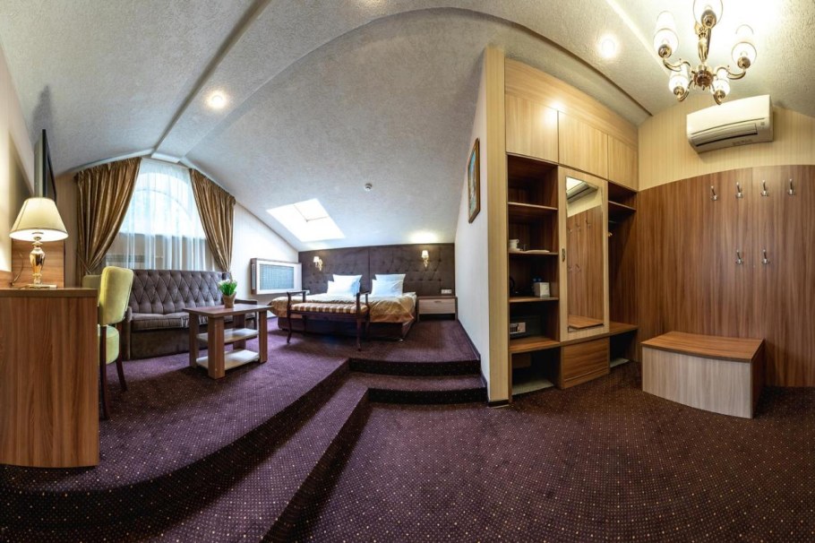 Гостиница парадная Ярославль