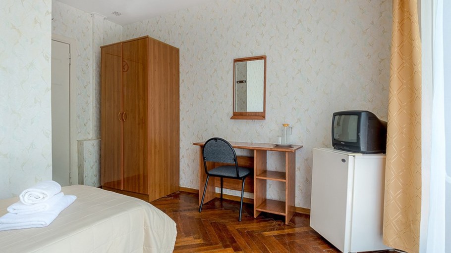 Отель Хоста Ялтинская 14