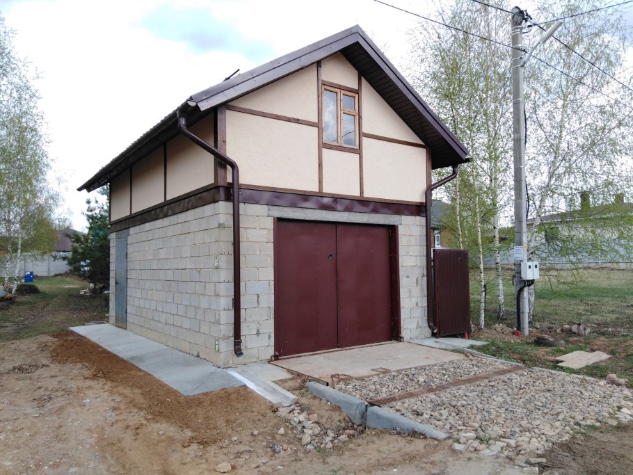 Двухэтажный гараж