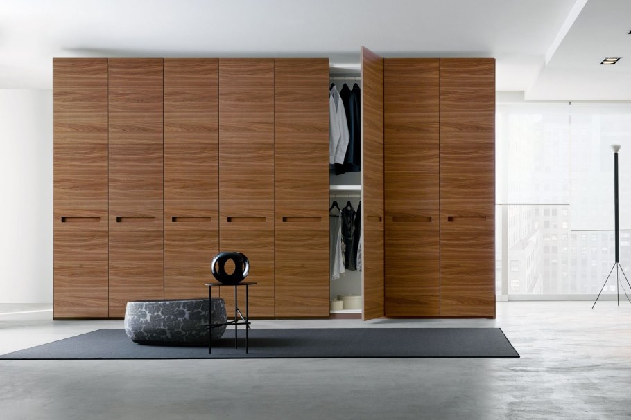 Дизайнерский платяной шкаф
