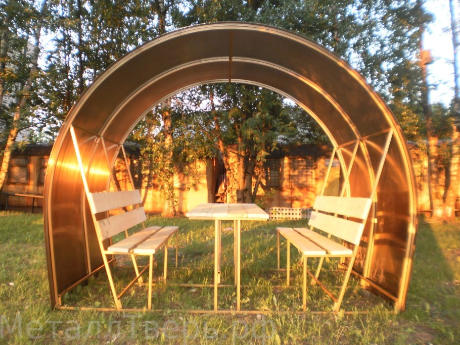 Купольная беседка из профильной трубы