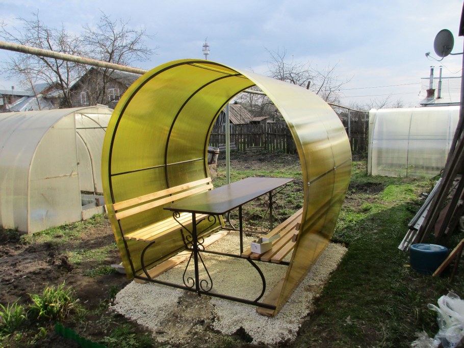 Беседки iz polikarbonata