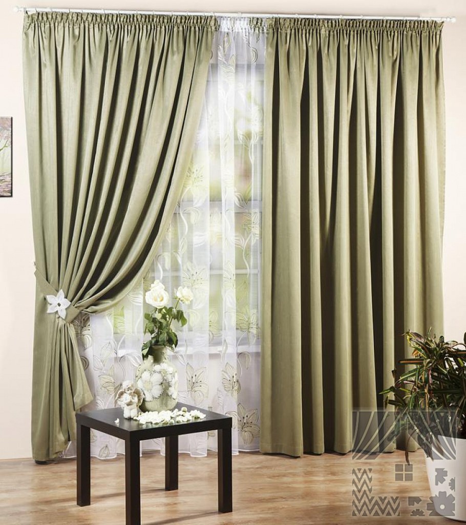 Зеленые шторы
