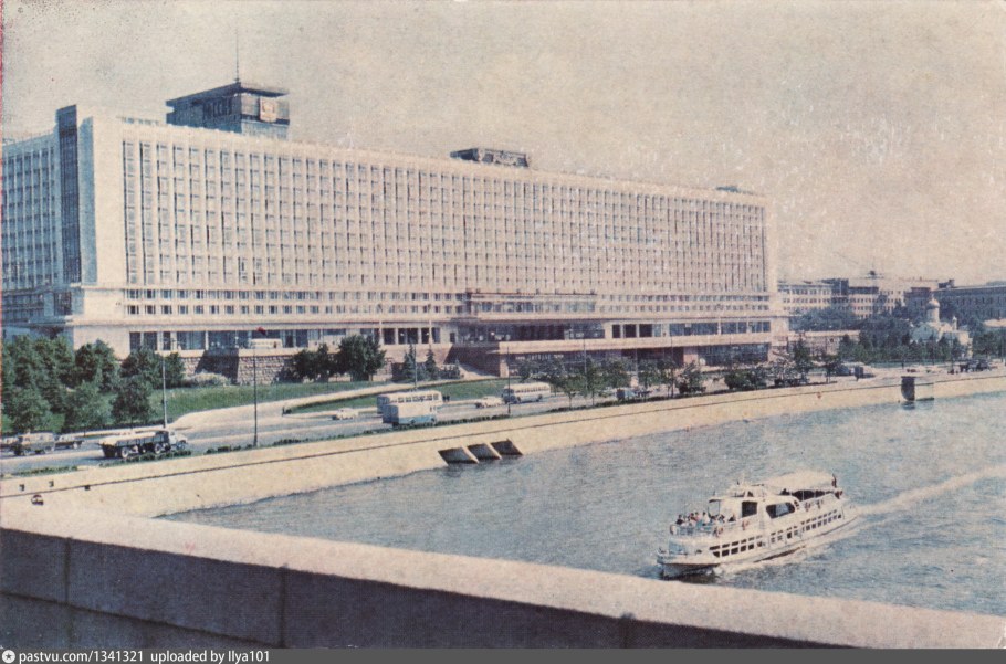 Россия (гостиница, Москва) 2022