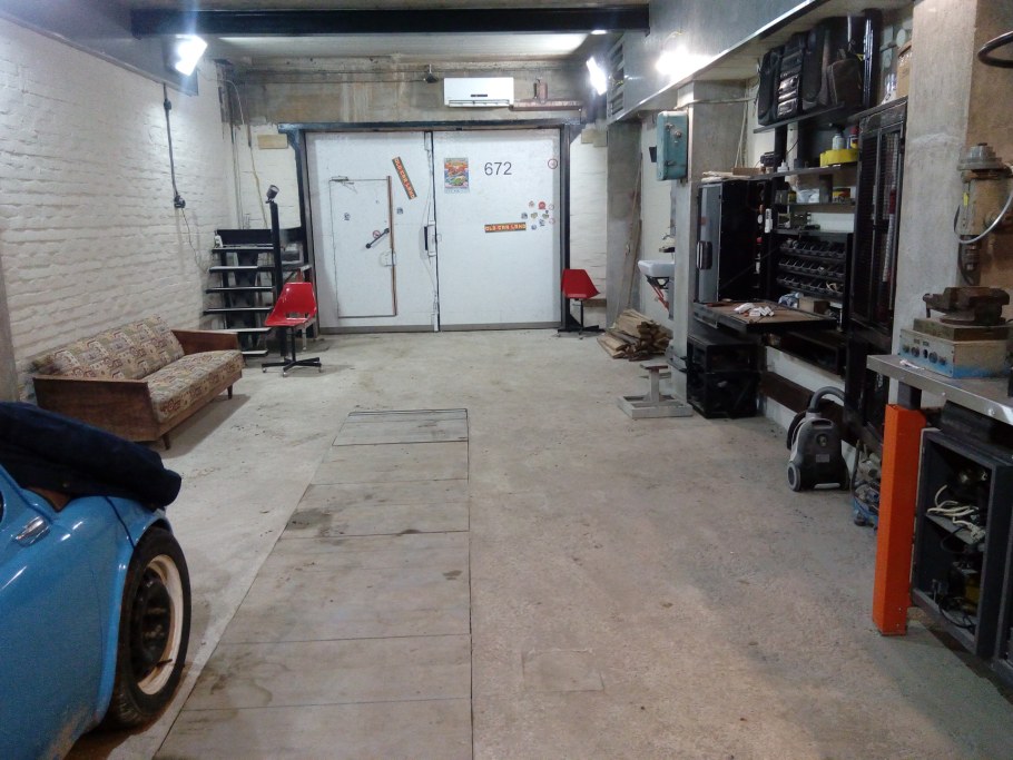 Автомастерская в стиле лофт