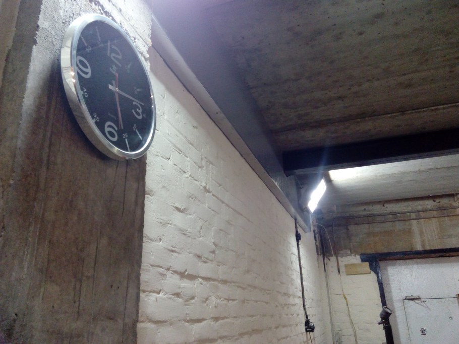 Отделка гаража лофт