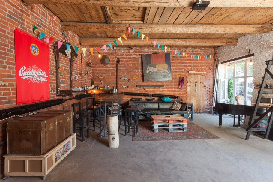 Гараж в стиле лофт