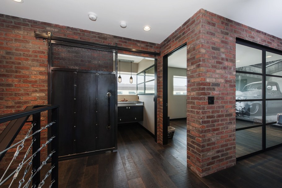 Гараж в стиле лофт 6 на 4
