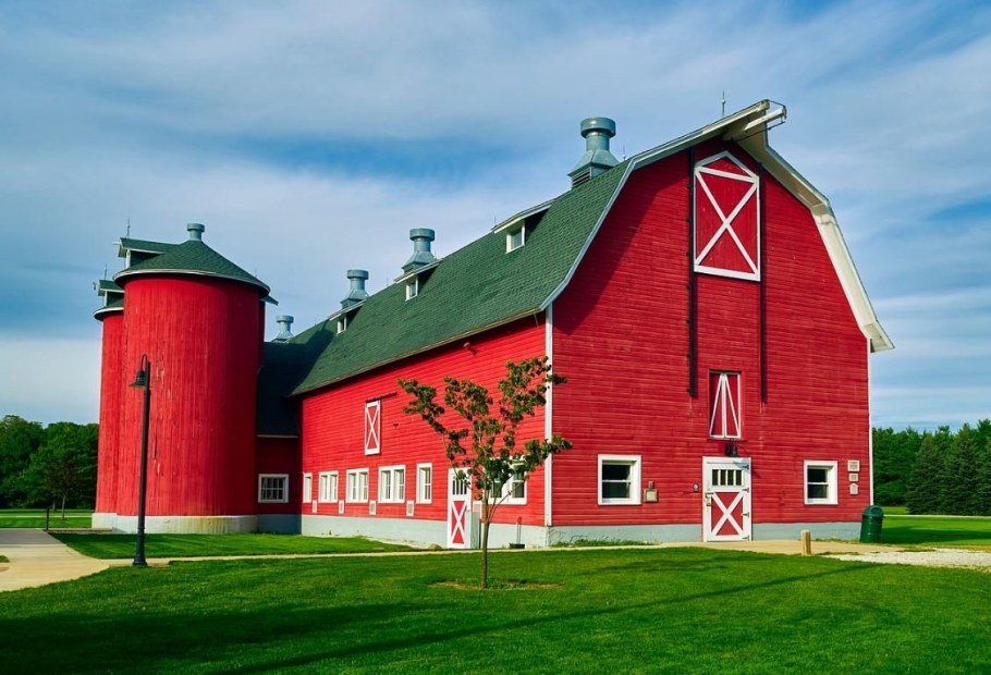 Red Barn красный Амбар